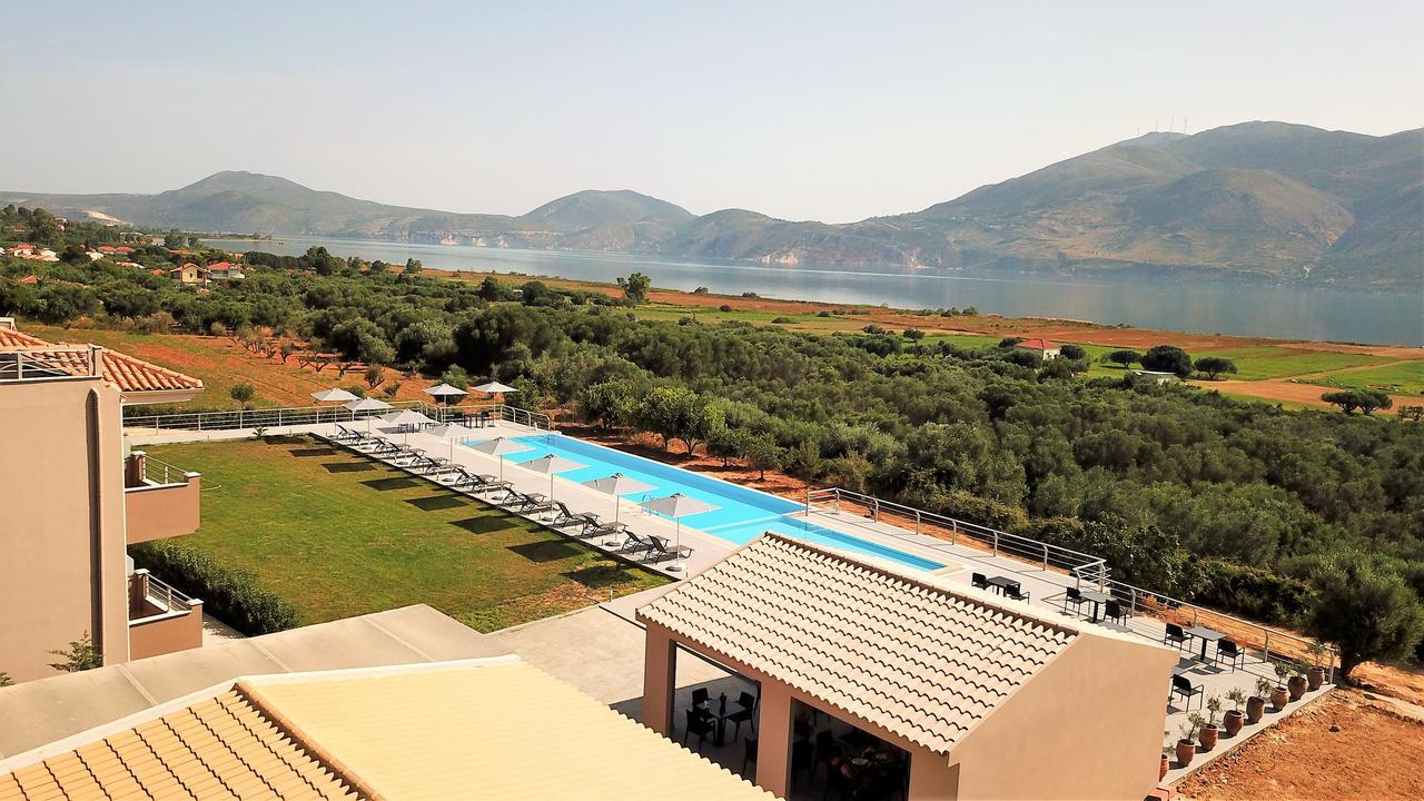 Phaedra Suites Lixouri Exterior foto