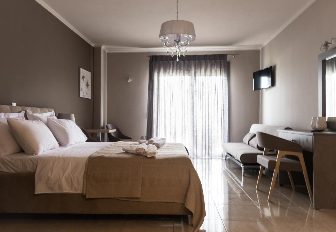 Phaedra Suites Lixouri Exterior foto